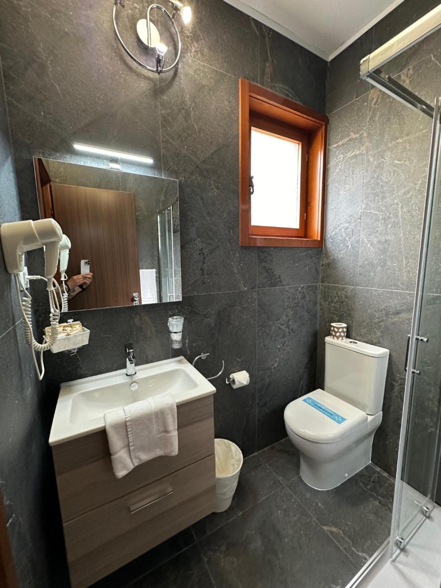 Hotel Moreri Grado Buitenkant foto